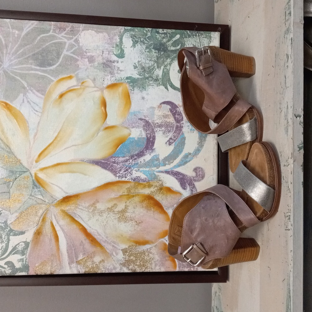 Sofft, Mauve&Silver, Heeled, Leather Sandals With Adjustable Buckle Straps